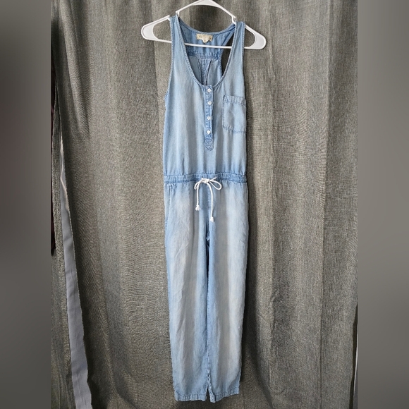 Cloth & Stone Denim Chambray Sleeveless Jumpsuit Size S Tie Waist Button Front - Picture 1 of 7
